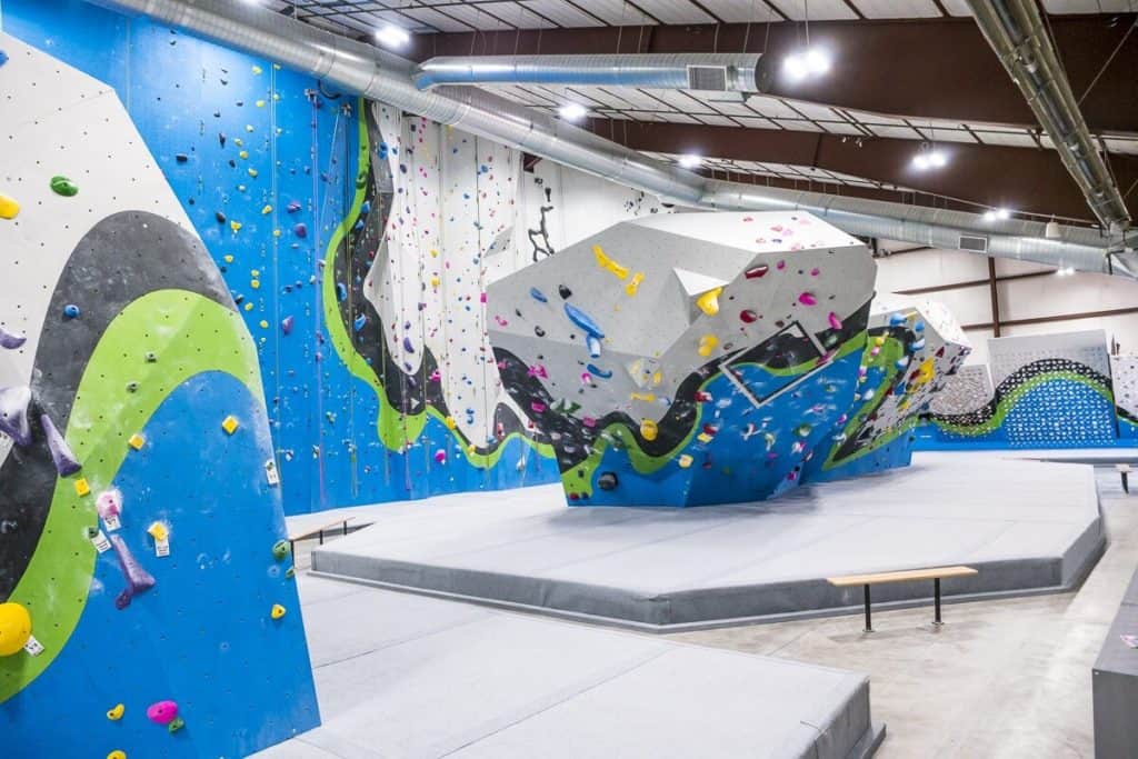 bouldering and top rope climbing wall design and manufacturing for climbing gym_One stop hardware solution_RMC